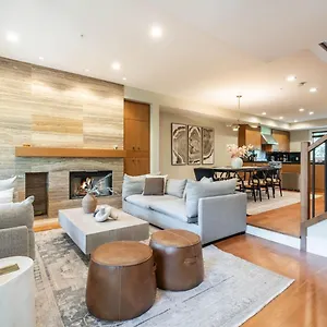 Fitzsimmons Walk By Outpost Holiday home Whistler